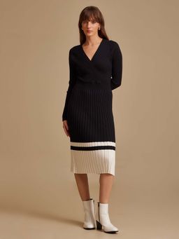 Kazo - Wrap Midi Dress With Colourblock Hem