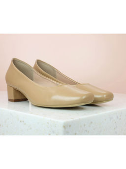 Inc.5 - Beige Heels
