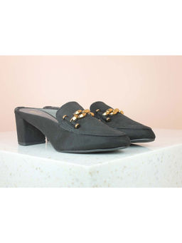 Inc.5 - Black Mules