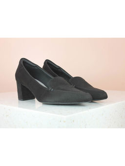 Inc.5 - Black Heels