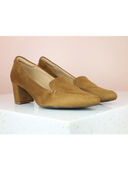 Tan color option, Sold out, Currently selected