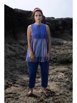 The Neem Tree - Multi Color Lace Top with Pant (Set of 2)