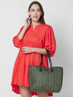 Caprese - Women Green Evana Tote Bag (M)