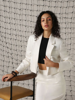 Hubberholme - Solid Regular Full Sleeve Blazer in White