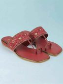 Maroon color option, Currently selected