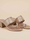 Rose Gold color option, Currently selected
