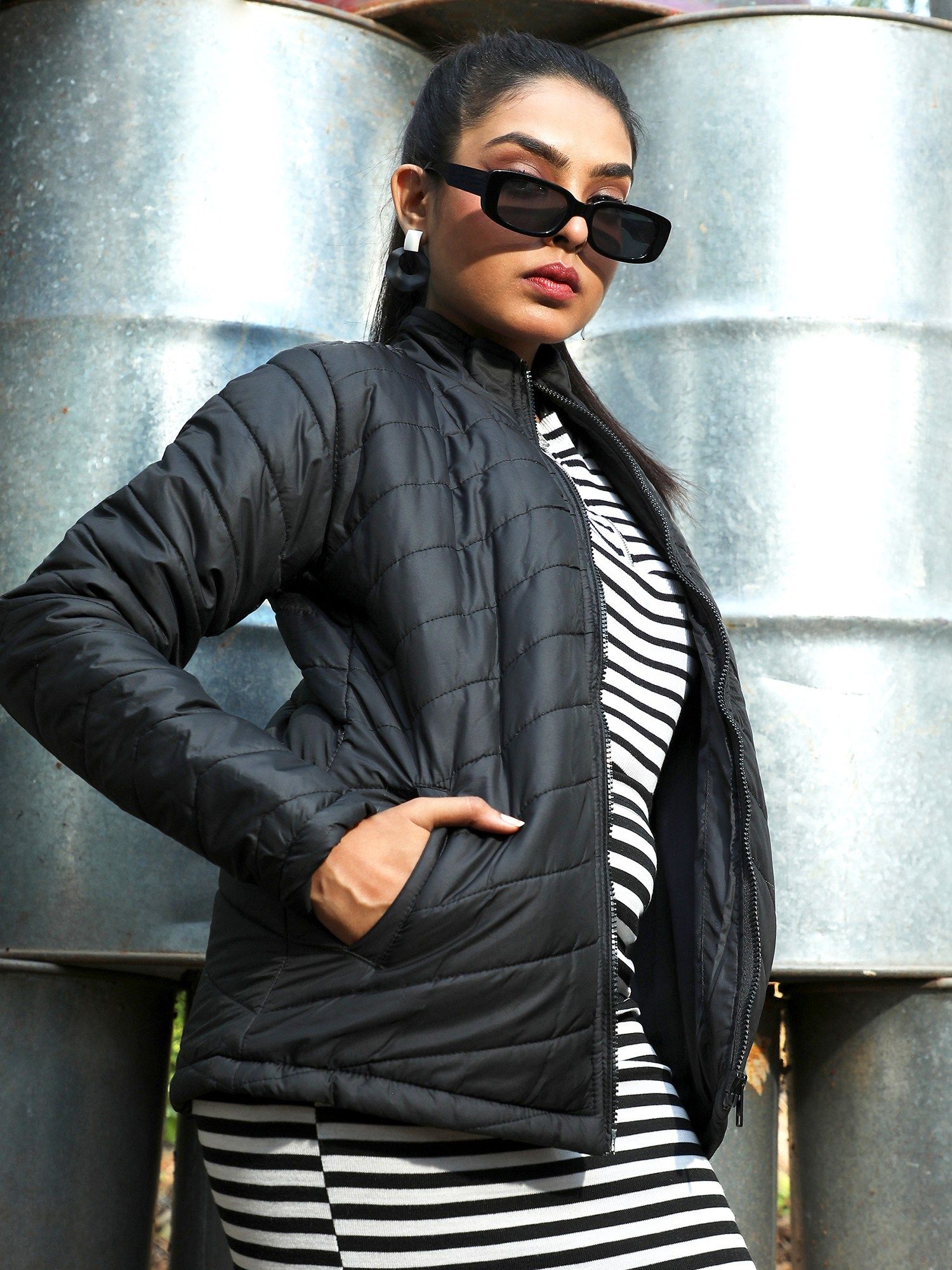 pinacolada Womens Black Quilted Puffer Jacket With Zip Closure-picture-15