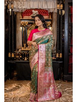Maayavi - Women's Green Vanisha Handloom Saree with Unstitched Blouse