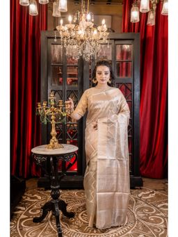 Maayavi - Women's Gold Amara Handloom Saree with Unstitched Blouse