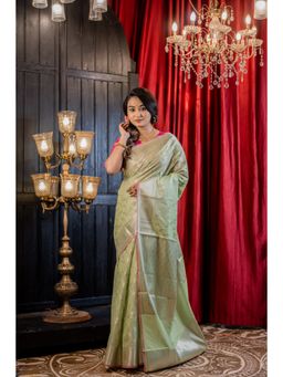 Maayavi - Women's Green Pallavi Handloom Saree with Unstitched Blouse