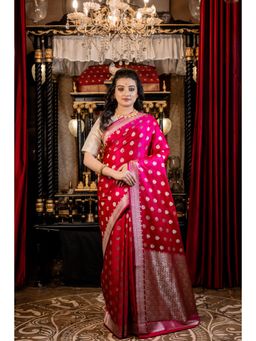 Maayavi - Women's Magenta Suhasini Handloom Saree with Unstitched Blouse