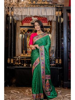 Maayavi - Women's Green Aaranya Handloom Saree with Unstitched Blouse