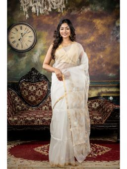 Maayavi - Women's White Swarnali Handloom Saree with Unstitched Blouse