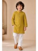 Yellow color option, Currently selected