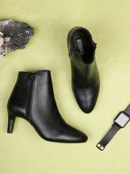ELLE - Black Women Slip On Casual Boots