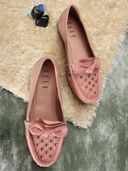 Peach color option, Currently selected