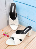 White color option, Sold out, Currently selected