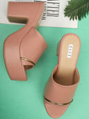 Pink color option, Sold out, Currently selected