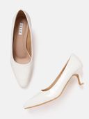 White color option, Sold out, Currently selected