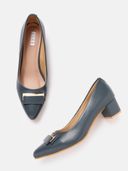 Navy Blue color option, Currently selected