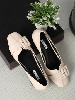 ELLE - Cream Women Buckle Pumps