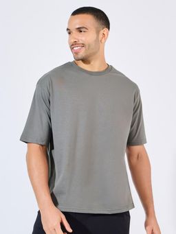 Styli - Men Grey Solid Cotton Rich Oversized T-Shirt