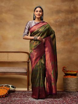 Garden VARELI - Women's Green Traditional Zari Woven Art Silk Banarasi Saree