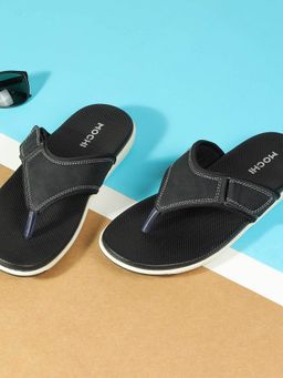 Mochi - Men Black Flipflops