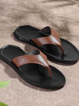 Mochi - Men Brown Flipflops
