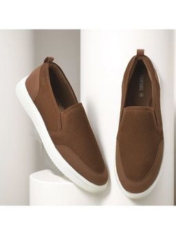 Cantabil - Men Brown Sneakers