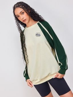 Cider - Round Neckline Side Striped Raglan Sleeve Oversized Sweatshirt