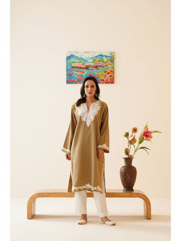 Kashmir Box - Brown Aari Embroidered Cashmilon Kashmiri Phiran Winter Kurta