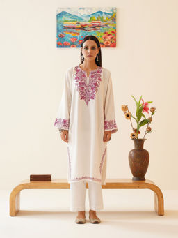 Kashmir Box - Off White Chinar Aari Embroidered Cashmilon Kashmiri Phiran Winter Kurta