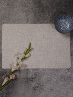 OBSESSIONS - Pack of 6 Heat Resistant Solid Table Placemats Beige (30x45 cm)