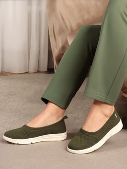 Carlton London - Womens Slip-On Green Woven Design Ballerinas