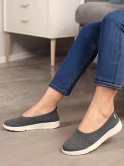 Carlton London - Womens Slip-On Grey Woven Design Ballerinas