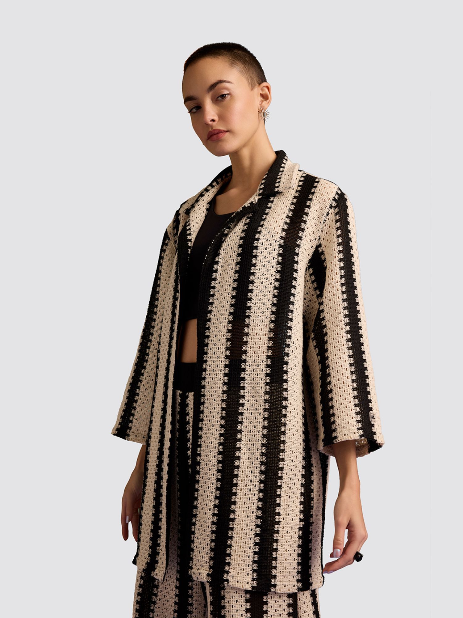 muvazo Crafted Crochet Shrug-picture-39