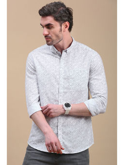 Classic Polo - Men's White Slim Fit Printed Shirt