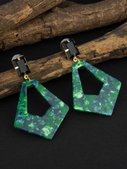 E2O - Contemporary Gold Plated Drop Earring with Green Beads