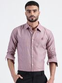 Maroon color option, Currently selected