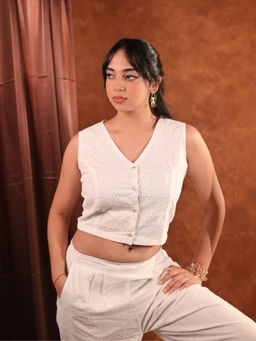 KAKOI - White Amiya Self Design CROP TOP