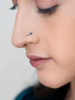 Shaya by CaratLane - 925 Silver Shaya by CaratLane Antique Veliammas Kitty Party Nose Pin in