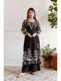 Autumnlane - Black Aruna Jade Floral Printed Kurta with Pant (Set of 2)