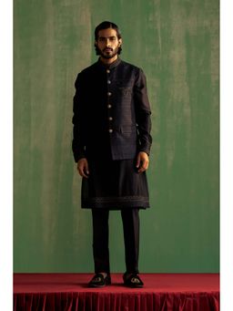 STUDIO BAGECHAA - Dhruv Black Embroidered Kurta with Pant and Jacket (Set of 3)