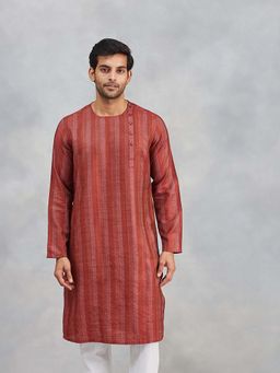 Fabindia - Maroon Viscose Blend Dobby Slim Fit Kurta