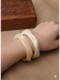 Niska - Women Off White Aurora Resin Kadas