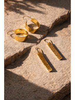 Niska - Women Gold Anti Tarnish Hoop and Drop Earrings (Pack of 2)