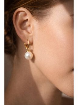 Niska - Women White Pearl Anti Tarnish Tassel Drop Earrings
