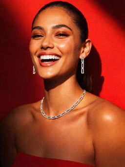 Niska - Women Silver Plated White Crystal Jewellery Set