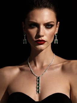 Niska - Women Green Ad Stone Studded Jewellery Set